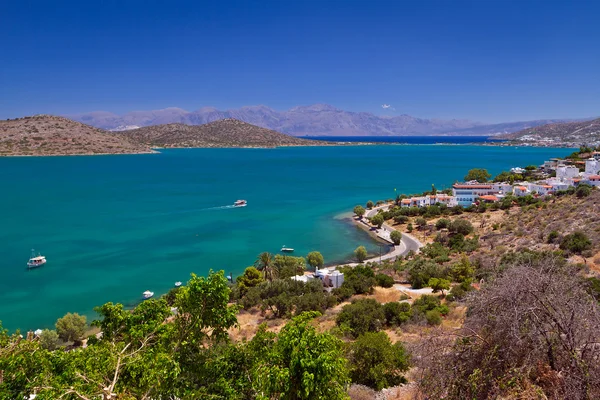 Mirabello-Bucht mit türkisfarbener Lagune auf Beton — Stockfoto