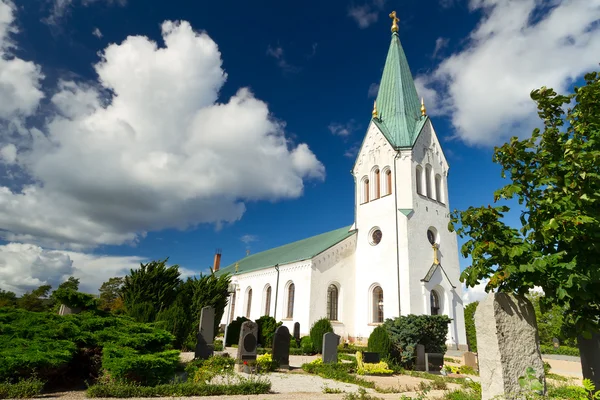 Hagyományos svéd fehér templom — Stock Fotó