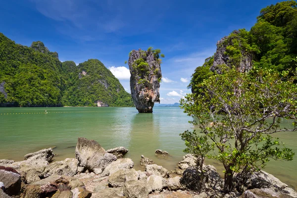 James Bond Island i Thailand — Stockfoto