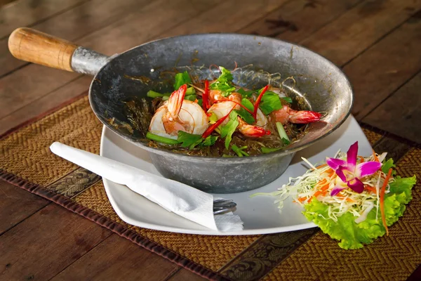 Thai dish with king prawns — Stock Photo, Image