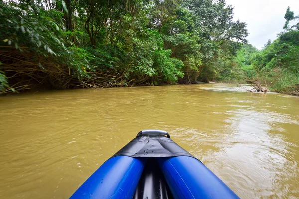 Kanutour im Khao Sok Nationalpark — Stockfoto