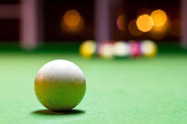 White billiard ball — Stock Photo, Image