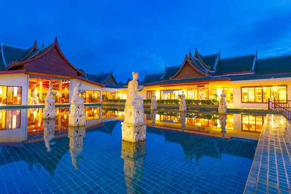 Arquitetura oriental de Andaman Princess Resort & SPA — Fotografia de Stock