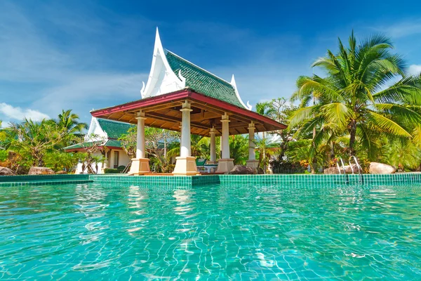 Arquitetura oriental de Andaman Princess Resort & SPA — Fotografia de Stock