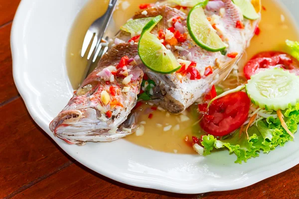 Thai style whole red snapper fish — Stock Photo, Image