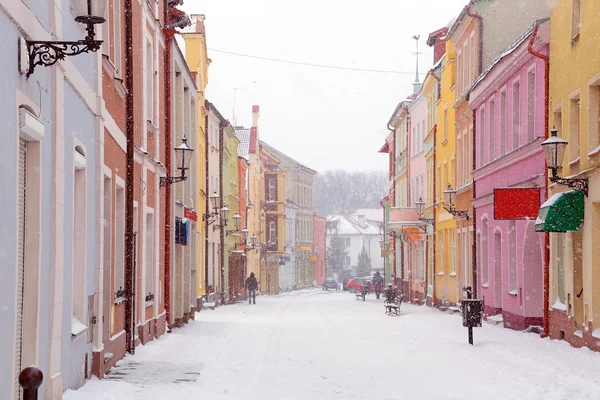 Straten van gniew plaats (town) in de winter landschap — Stockfoto