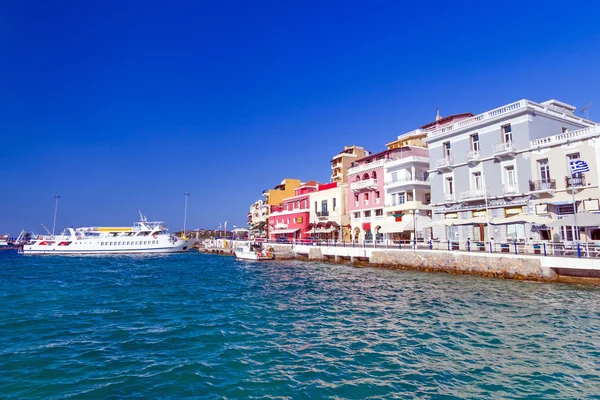 Agios Nikolaos ciudad en Creta —  Fotos de Stock