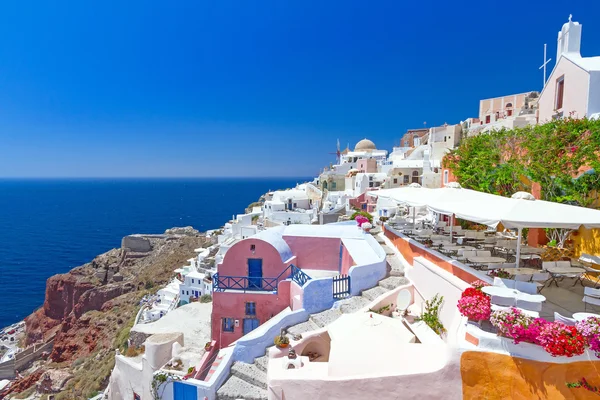 Arkitekturen av oia byn på Santoriniön — Stockfoto