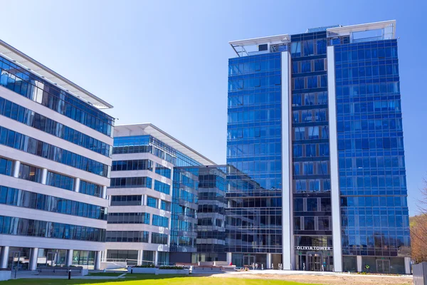 Arquitetura de edifícios modernos de Olivia Business Centre — Fotografia de Stock