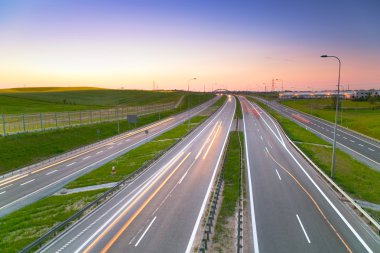 gece karanlığında tri City Road bypass