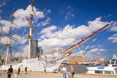 Polonya Deniz Müzesi gemisi 