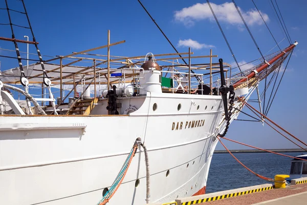 Museu marítimo polonês navio "Dar Pomorza" no Mar Báltico — Fotografia de Stock