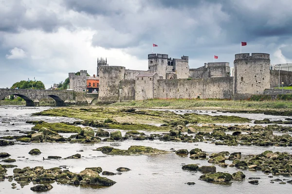 Koning john castle in limerick — Stockfoto