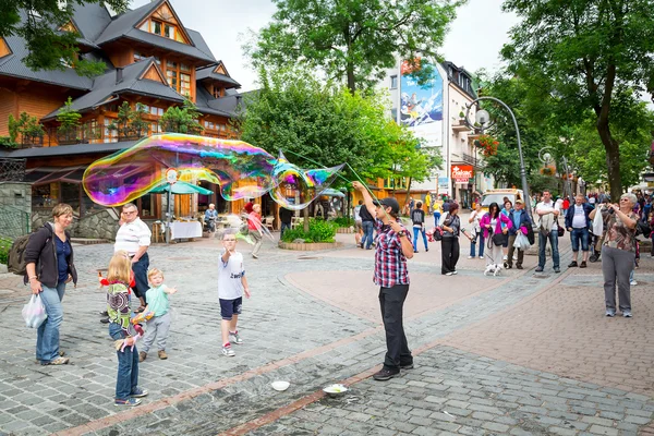 Calle Krupowki en Zakopane, Polonia — Foto de Stock