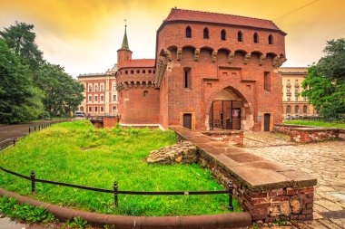 Cracow barbican - şehir duvarları, ortaçağ fortifcation