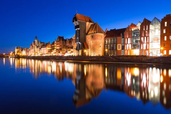 Vieille ville de Gdansk la nuit — Photo