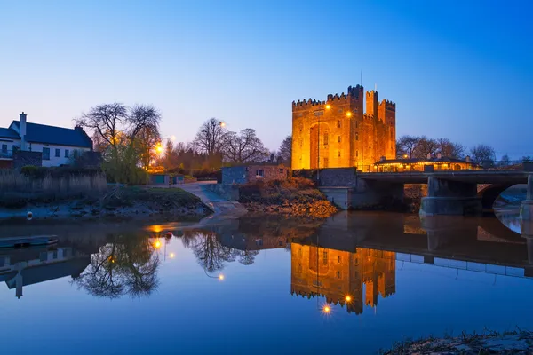 Bunratty kasteel nachts — Stockfoto