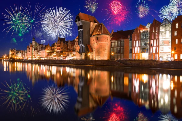 Exibição de fogos de artifício de Ano Novo em Gdansk — Fotografia de Stock