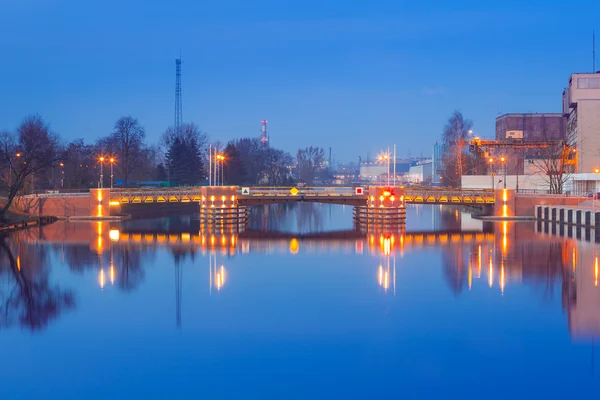 Bridge over Elblag canal at night — Stock Photo, Image