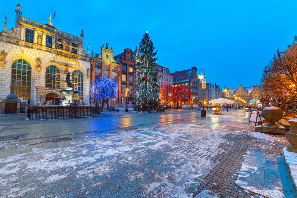 Julgran i gamla stan i gdansk — Stockfoto