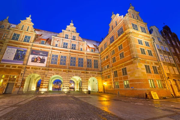 O Portão Verde à noite em Gdansk — Fotografia de Stock