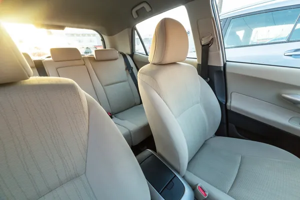 Intérieur de voiture beige — Photo