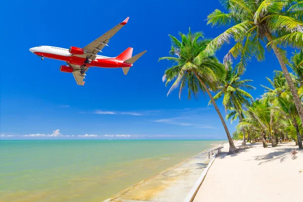 Voando para feriados tropicais — Fotografia de Stock