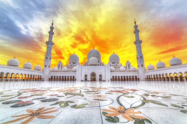 Sheikh Zayed Grand Mosque Abu Dhabi-ban — Stock Fotó