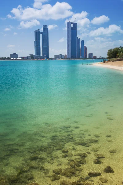 Panorama de Abu Dhabi, EAU — Foto de Stock