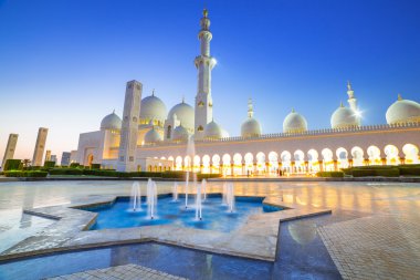 Geceleri Ulu Camii-abu Dabi