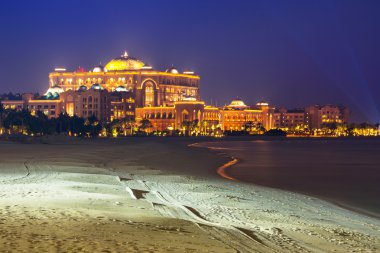 gece lüks emirates palace hotel abu Dhabi