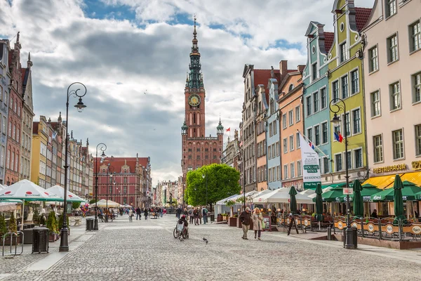 Dlouhá ulice ve starém městě Gdaňsku — Stock fotografie