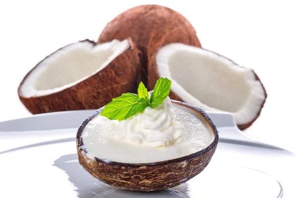 Coconut ice cream — Stock Photo, Image