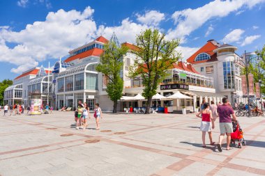 monte cassino Sopot kahramanları itibariyle kare