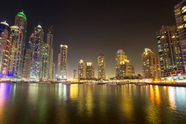 dubai Marina, gece gökdelen