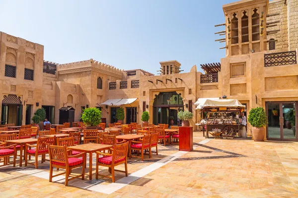 Arquitetura do resort Madinat Jumeirah em Dubai — Fotografia de Stock