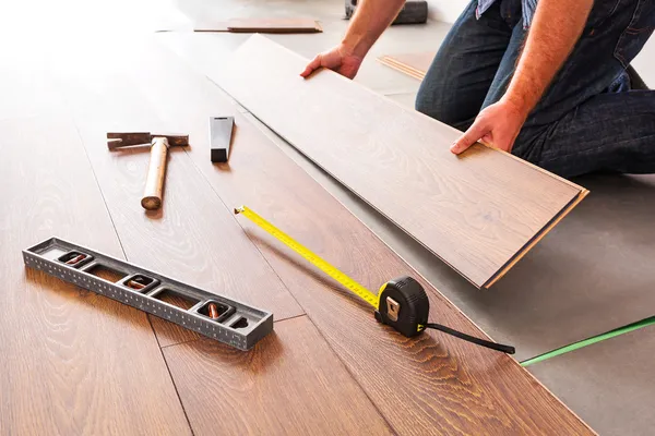 New wooden floor instalation — Stock Photo, Image