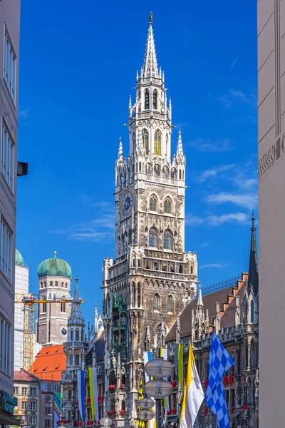 Arquitetura da New Town Hall em Munique, Alemanha — Fotografia de Stock