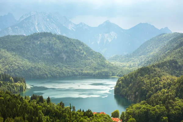 Lago Alpsee en los Alpes bávaros —  Fotos de Stock