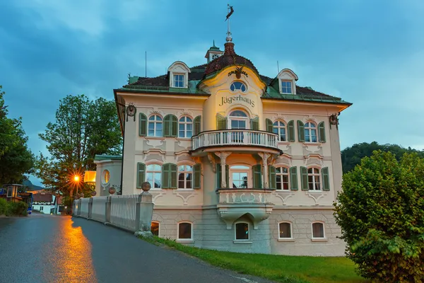 Arquitetura bávara da aldeia de Hohenschwangau, Alemanha — Fotografia de Stock