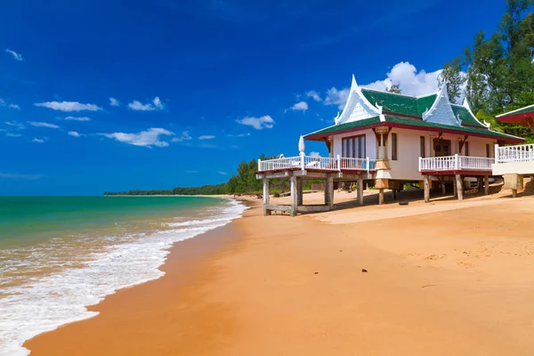 Vacaciones orientales en la playa — Foto de Stock