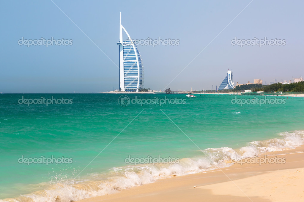 Public beach Jumeirah in Dubai, UAE Stock Editorial Photo © Patryk