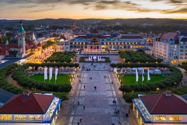 Hermosa Arquitectura Ciudad Sopot Junto Mar Báltico Atardecer Polonia — Foto de Stock