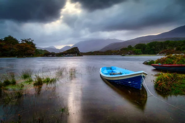 Vacker Natur Killarney Sjön Med Båt Skymningen County Kerry Förenade — Stockfoto