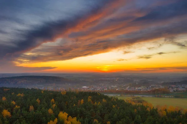 Vacker Solnedgång Över Höstskogen Rotmanka Polen — Stockfoto