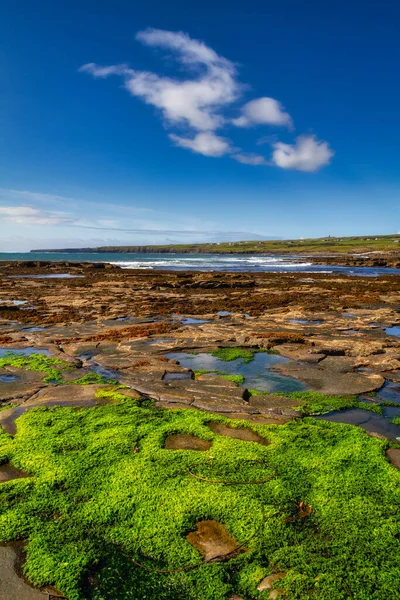 Niesamowite Wybrzeże Oceanu Atlantyckiego Hrabstwie Clare Irlandia — Zdjęcie stockowe