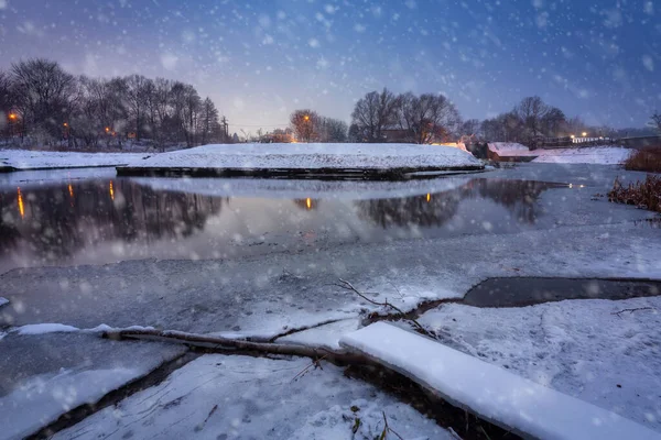 Frozen Pond Snowy Winter Night Poland — ストック写真