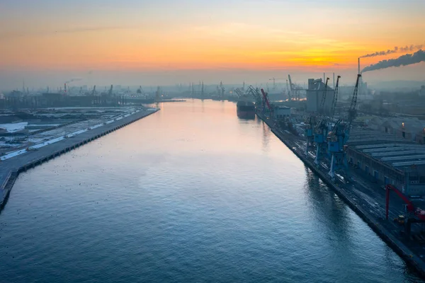 Landschaft Der Hafenkräne Fluss Martwa Wisla Bei Sonnenuntergang Danzig Polen — Stockfoto