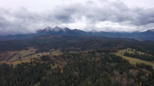 Hermoso Amanecer Prado Bajo Las Montañas Tatra Otoño Polonia — Vídeos de Stock