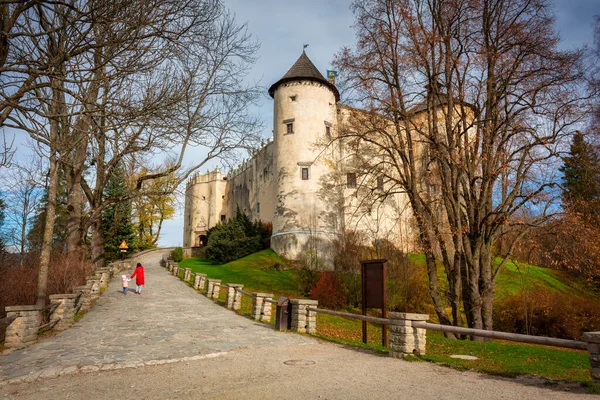 Castelo Medieval Niedzica Outono Polónia — Fotografia de Stock